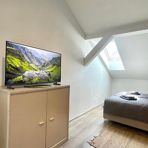 Studio met een Queen Size Bed